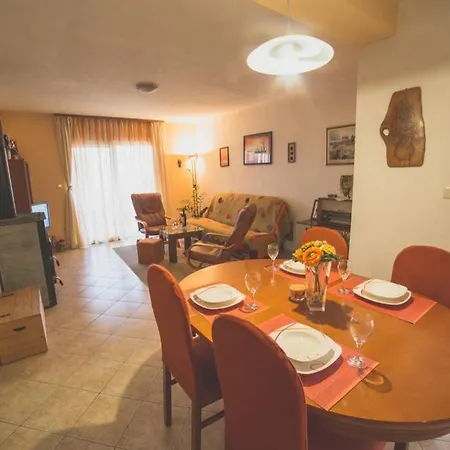 Lejlighed Family House Nino Kaštel Stari